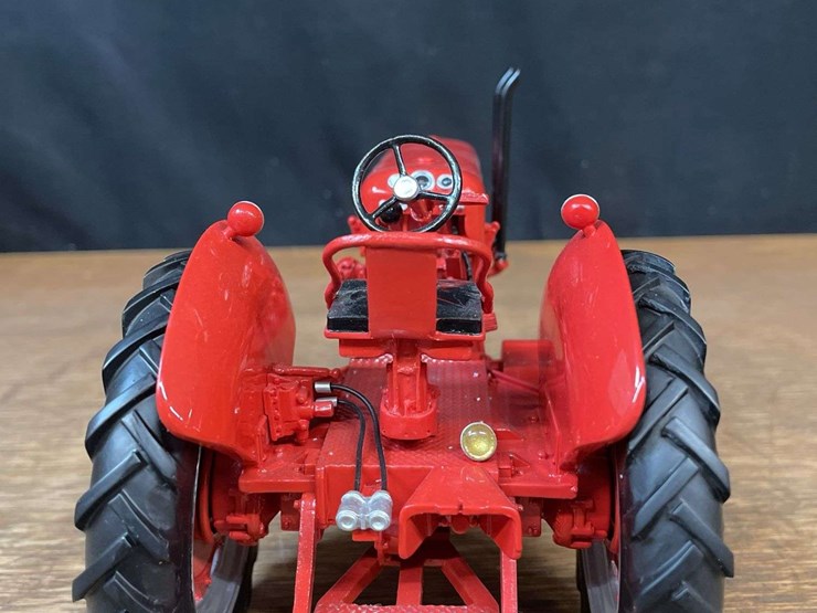 1/16-montgomery-ward-tractor-nib-sc-image-5