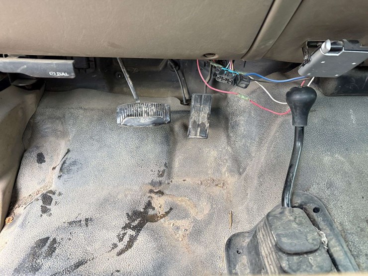 2000-ford-2000-image-37
