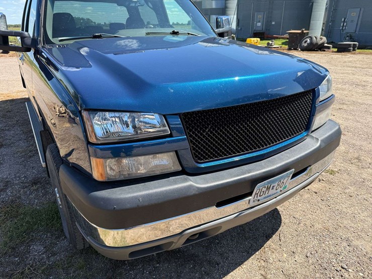 2005-chevrolet-2500-image-15