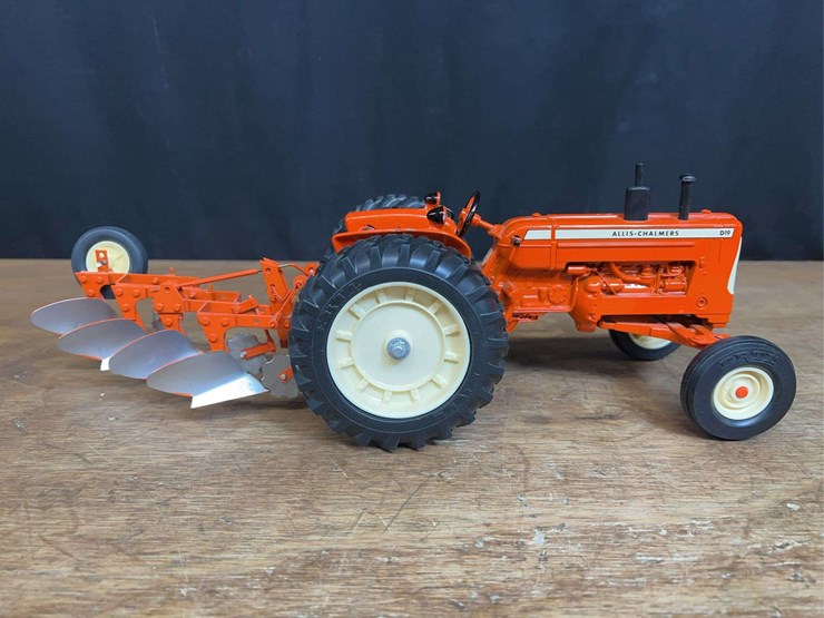 1/16-ac-d19-w/plow-customized-image-4