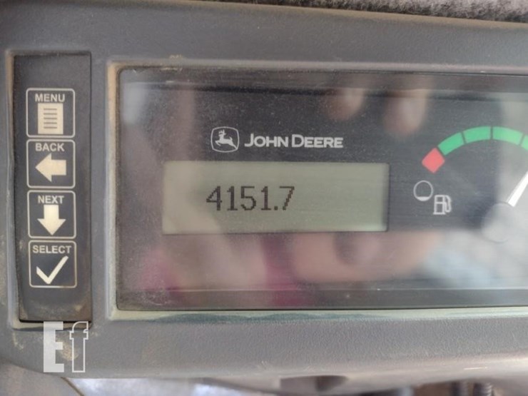 2015-deere-329e-image-6