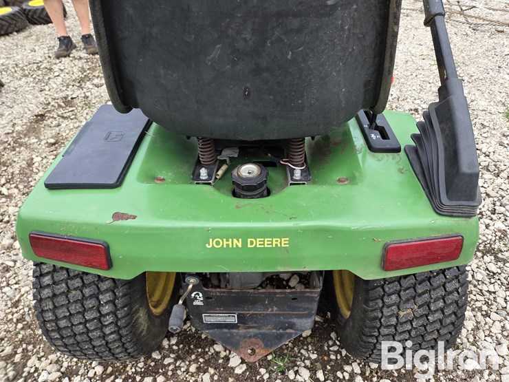 john-deere-265-image-14