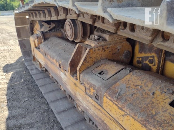 2012-deere-700j-lt-image-32