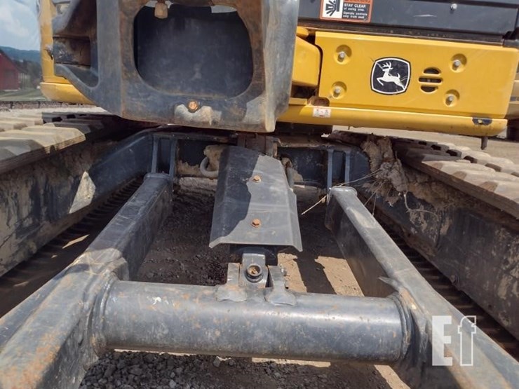2022-deere-50g-image-23