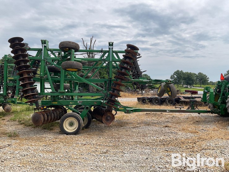 2008-john-deere-637-image-4