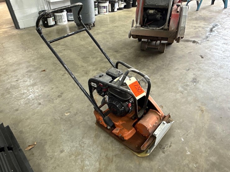 mq-mvc-85-plate-compactor,-with-a-soft-plate-support-equipment-image-1