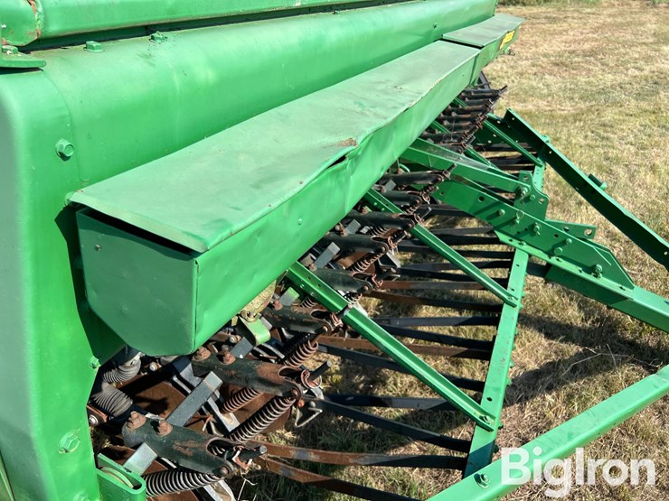 john-deere-450-image-18