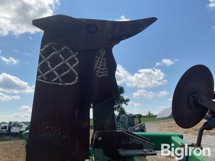 john-deere-2100-image-15