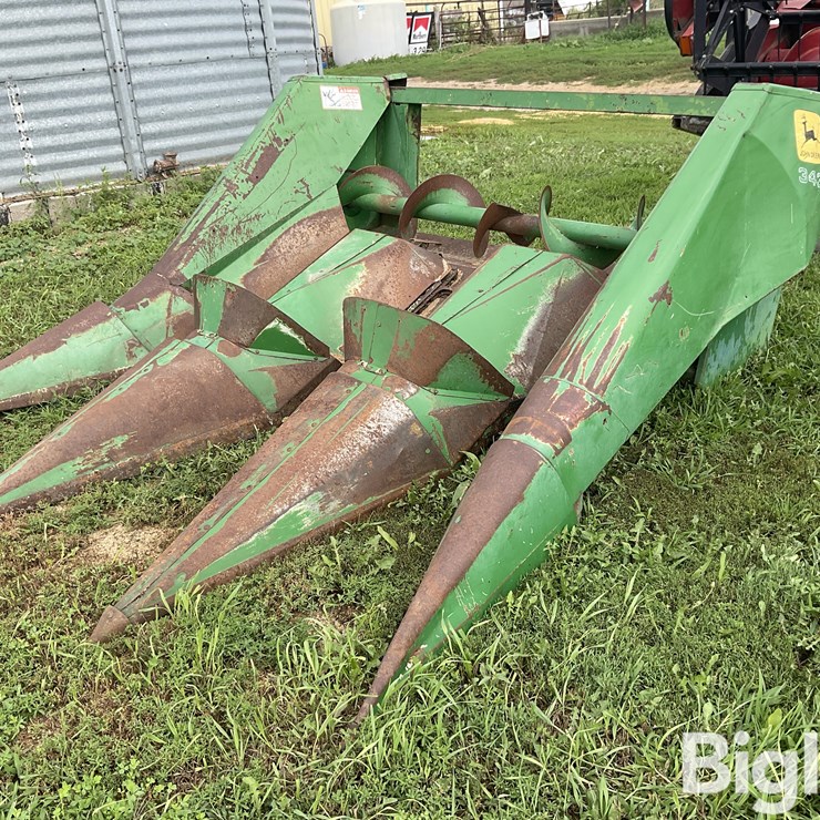JOHN DEERE 343