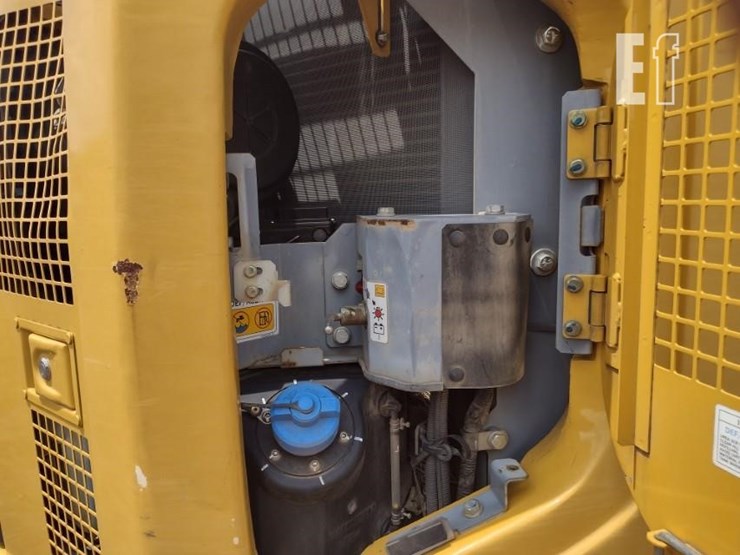 2019-deere-135g-image-49