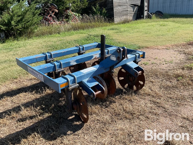 blu-jet-track-master-image-3
