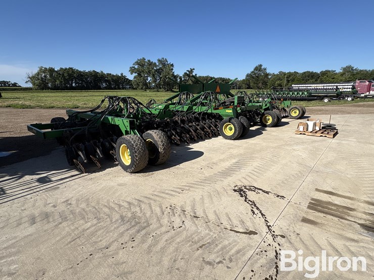 2009-john-deere-1890-image-4