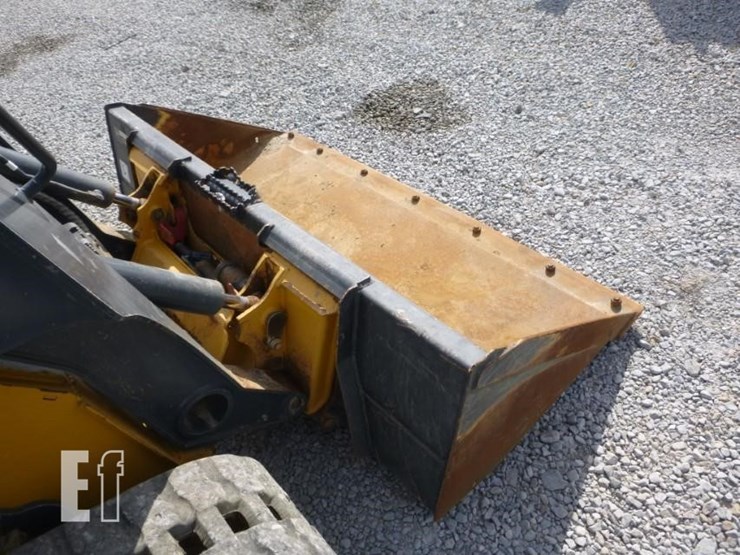 2023-deere-325g-image-18