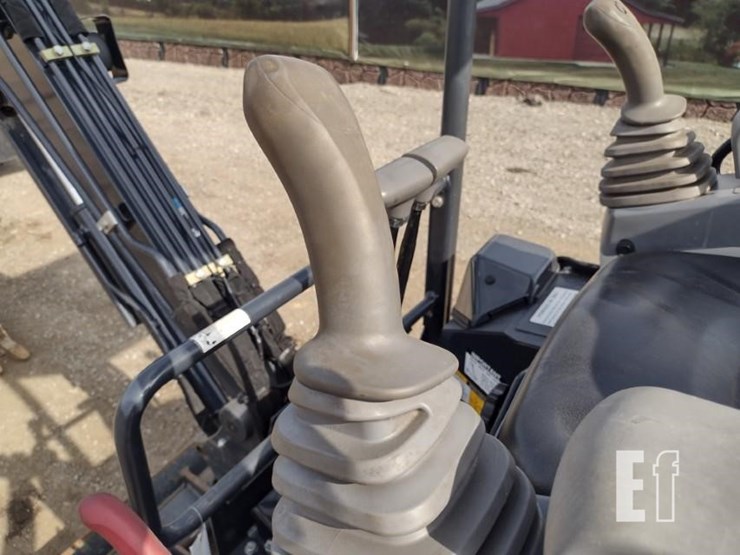 2022-deere-17g-image-10