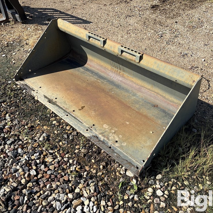 Bobcat 68” Heavy Duty Skid Steer Bucket