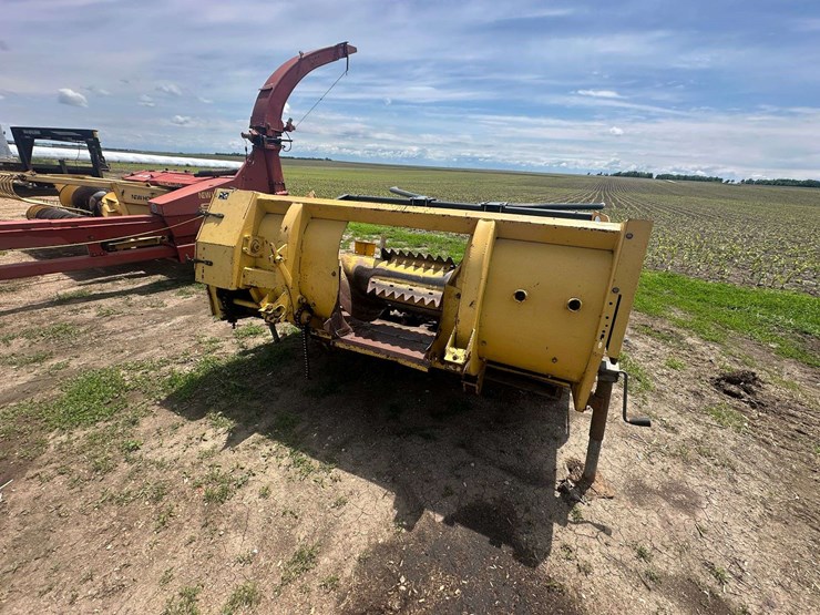 new-holland-900-image-30