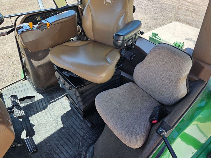 2006-john-deere-8430-image-63