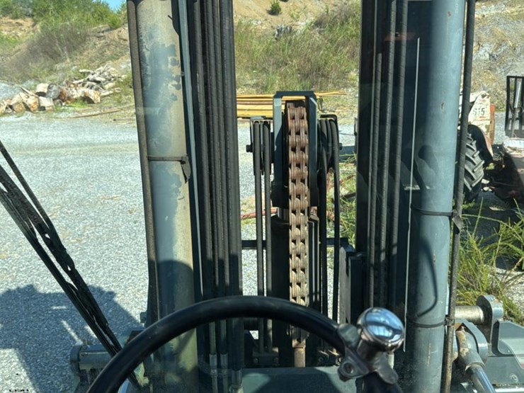 #165-•-2017-heli-americas-cpcd100-forklift-image-39
