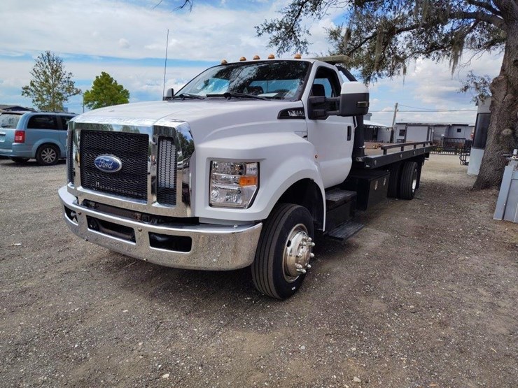 2016-ford-f650-image-3