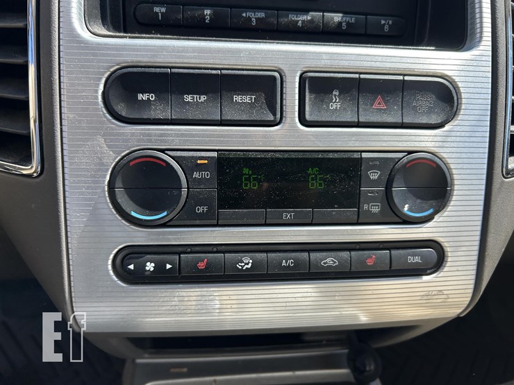 2008-ford-edge-image-17