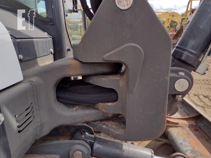 2018-bobcat-e85-image-24