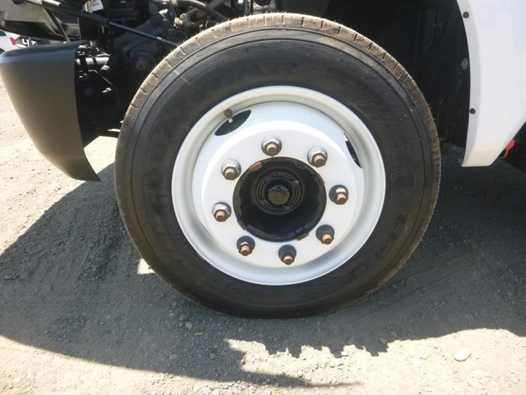 2023-chevrolet-silverado-5500hd-image-22