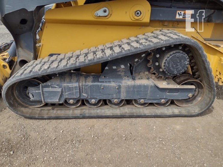2023-deere-331g-image-19