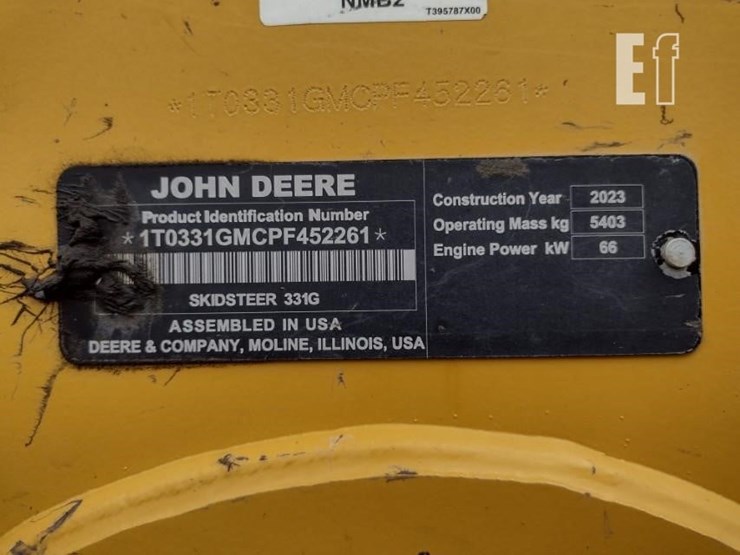 2023-deere-331g-image-5