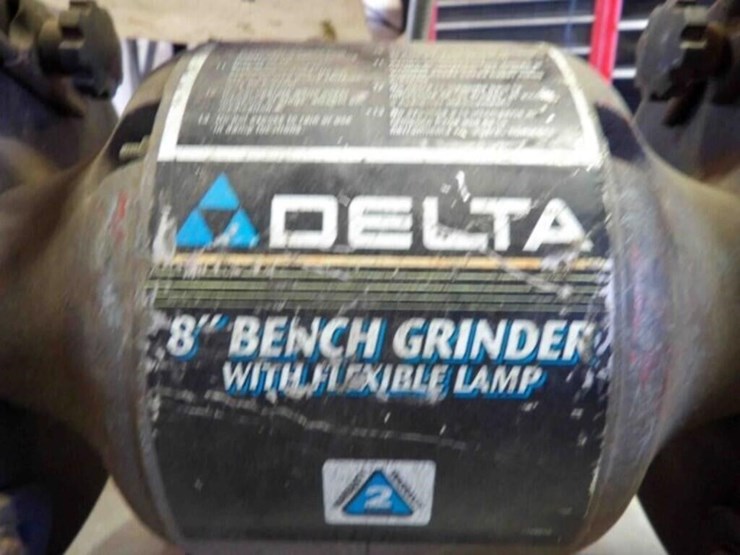 delta-8"-bench-grinder-w/-lamp-image-2