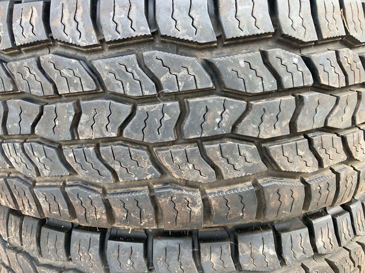 ford-6-bolt-rims-and-lt265/70r17-cooper-discover-at3-tires---set-of-4-image-7