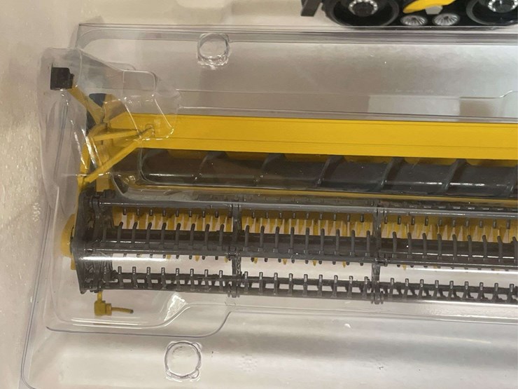 1/32-claas-lexion-770-combine-nib-norev-image-13