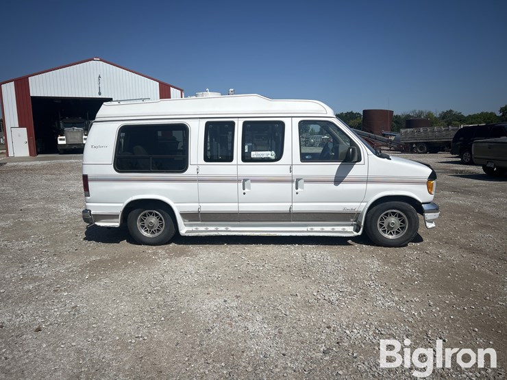 1996-ford-e150-image-4