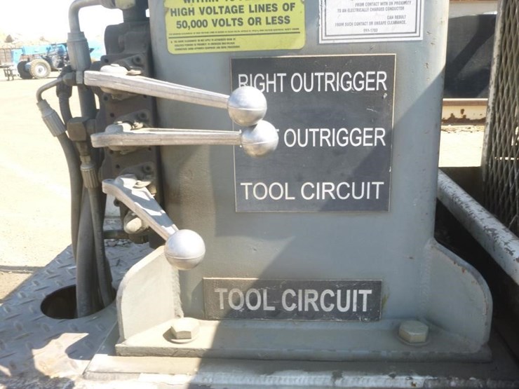 2005-ford-f450-image-13