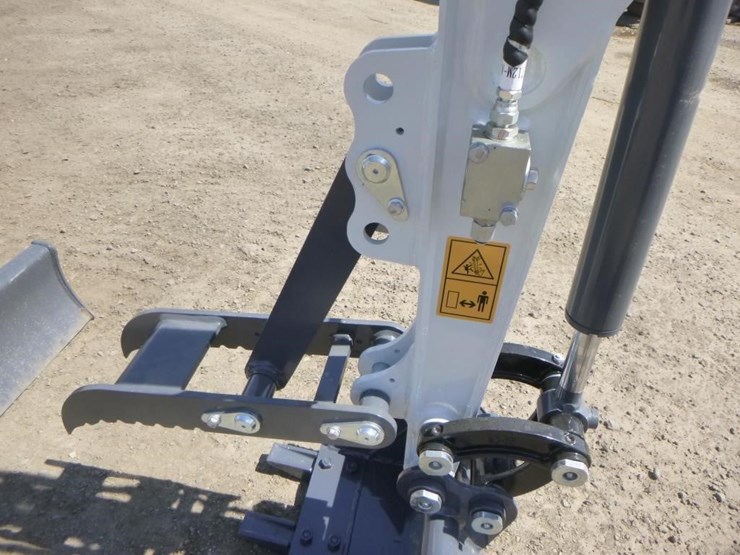 bttl-et12m-6-hydraulic-excavator-image-12