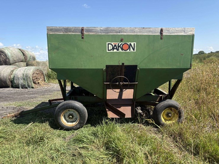 john-deere-1065a-image-2