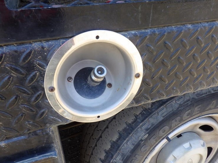 2015-ford-f250-image-16