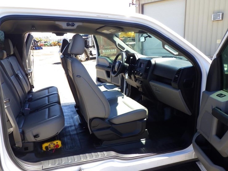 2019-ford-f150-image-6