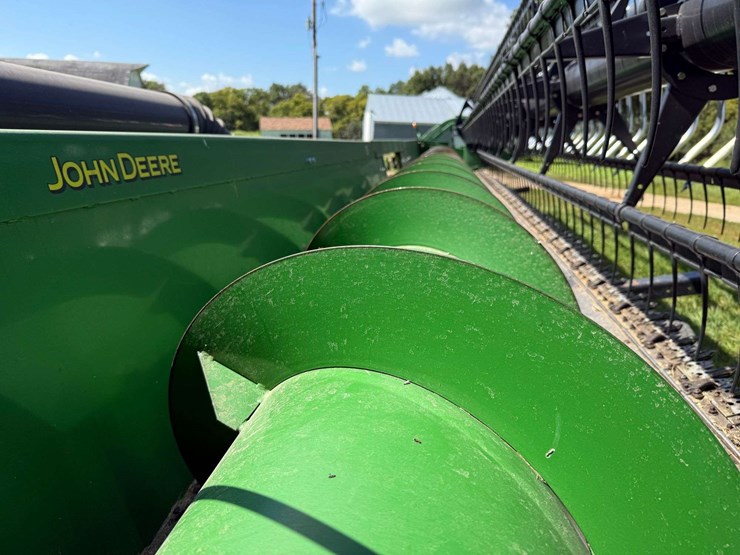 2010-john-deere-635f-image-19