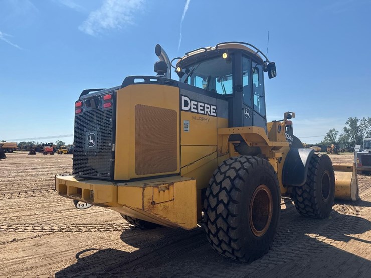 2016-deere-624k-image-6