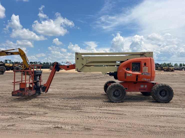 2008-jlg-450aj-image-5