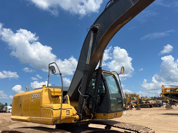 2008-deere-270d-lc-image-26
