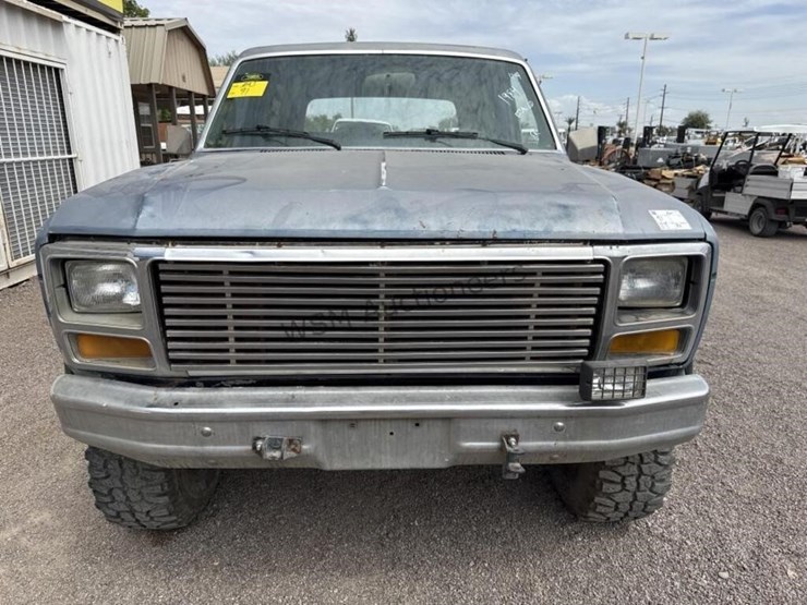1984-ford-bronco-image-3