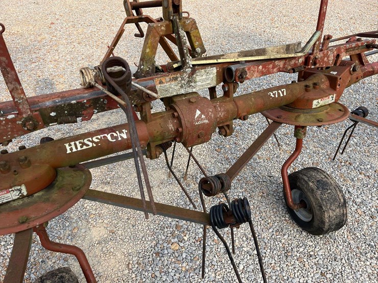hesston-3717-image-4