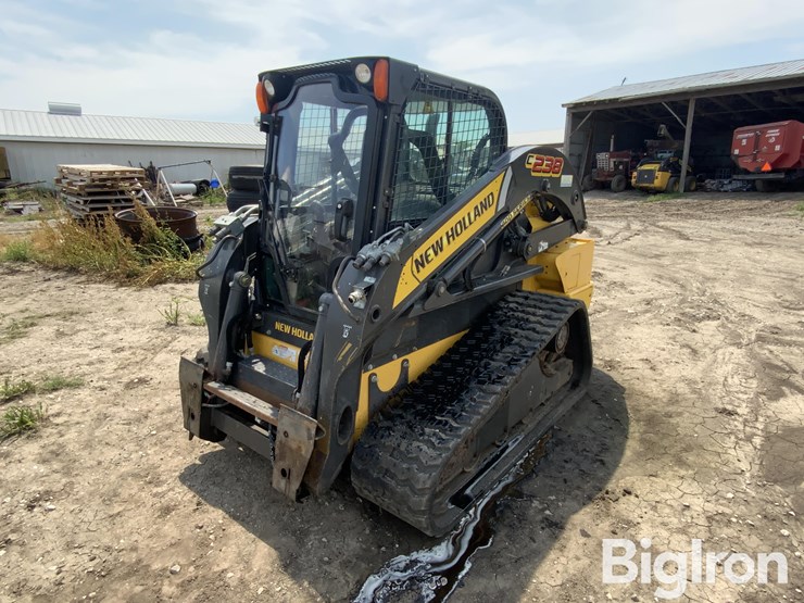 new-holland-c238-image-1