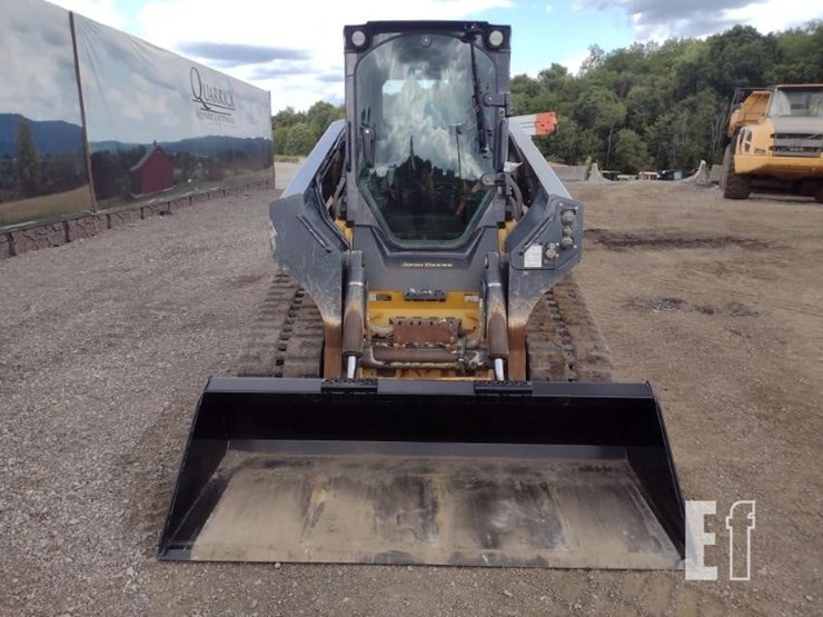 2020-deere-331g-image-2