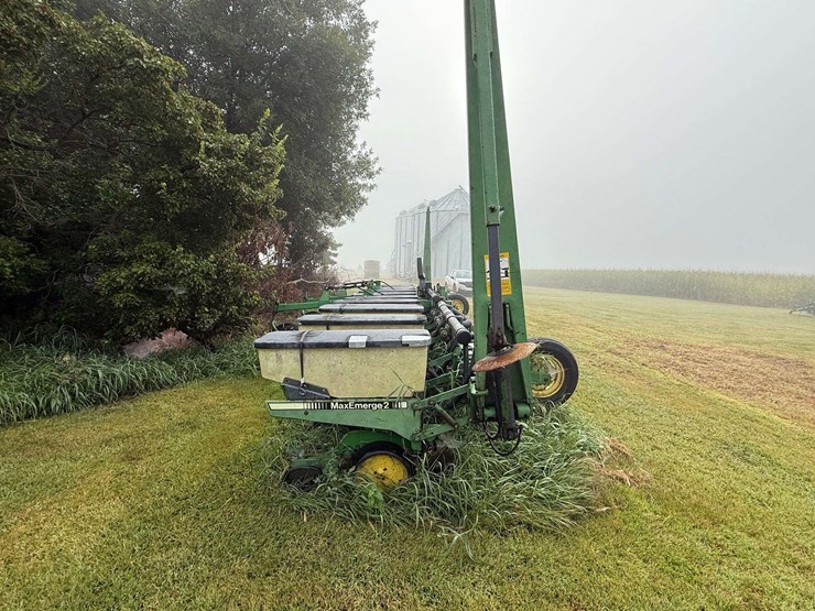2006-john-deere-7300-image-4