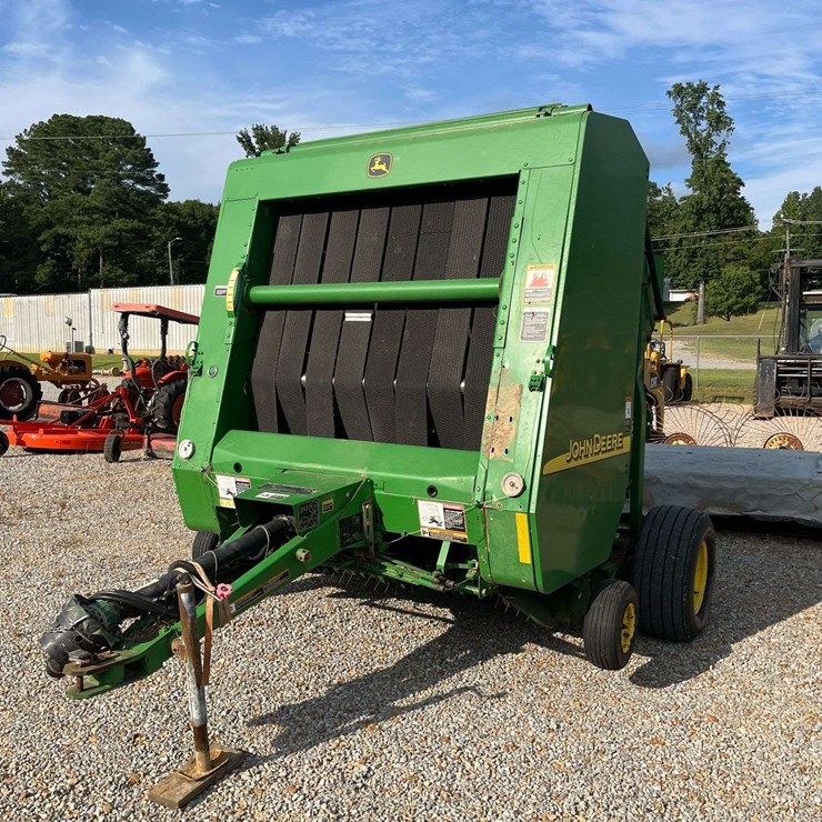 JOHN DEERE 567