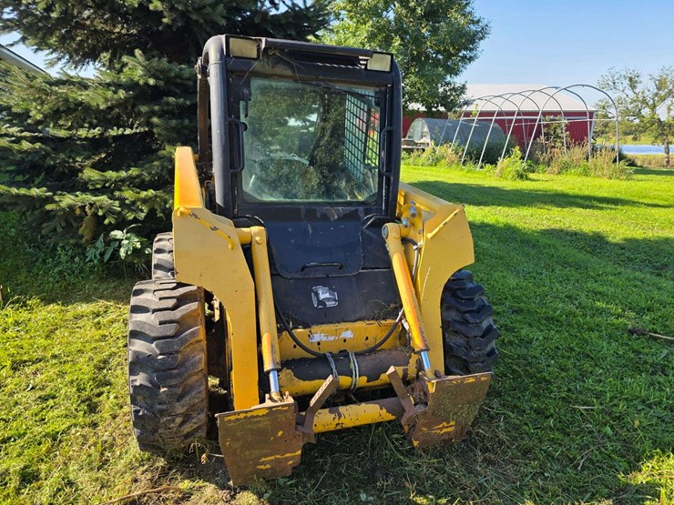 john-deere-250-image-29