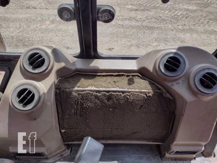 1999-deere-410e-image-13