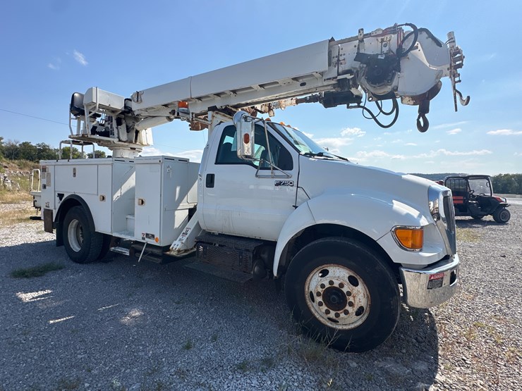 ford-f750-xl-image-3